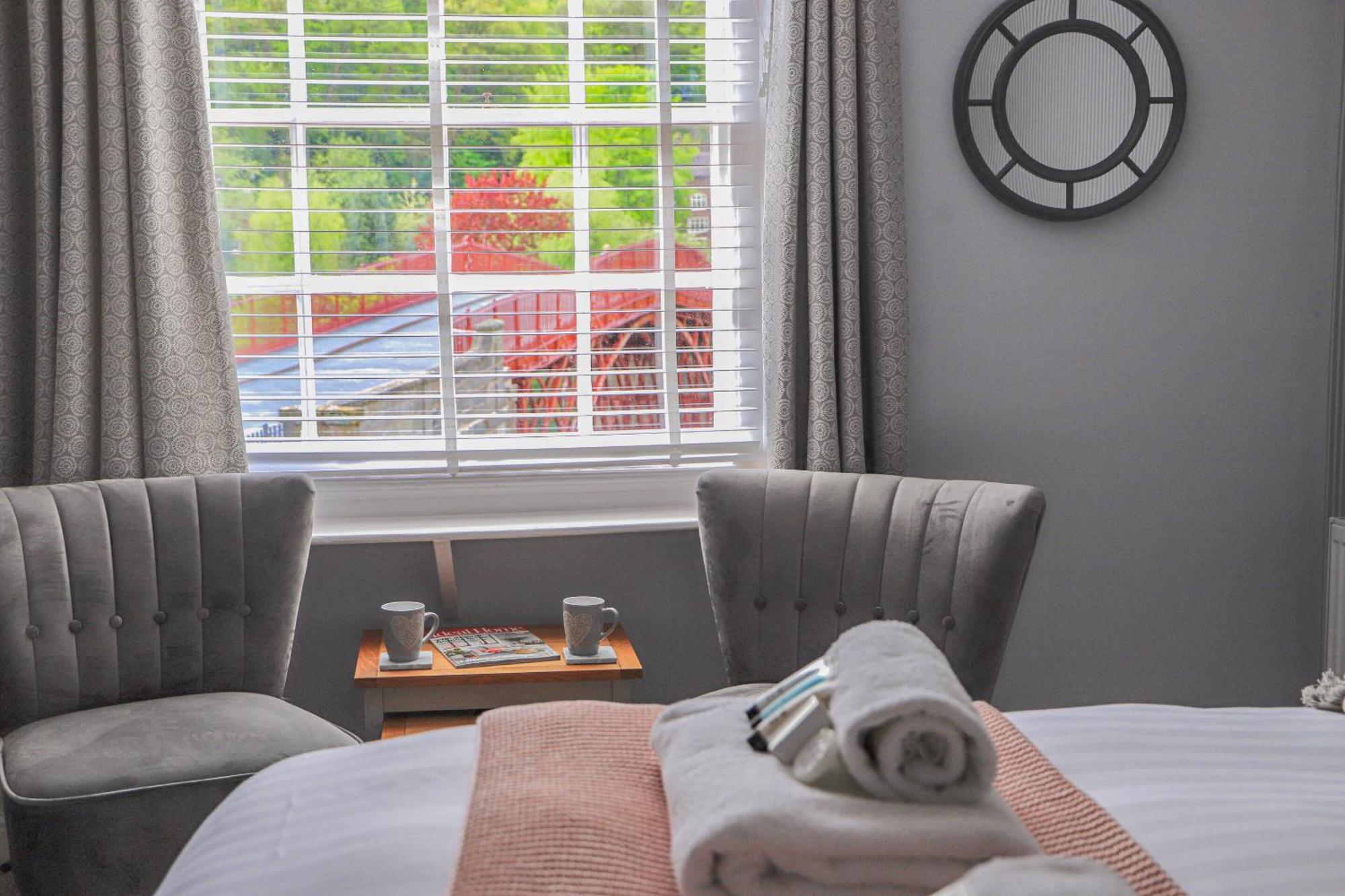 Bridgeside Rooms Ironbridge Bagian luar foto